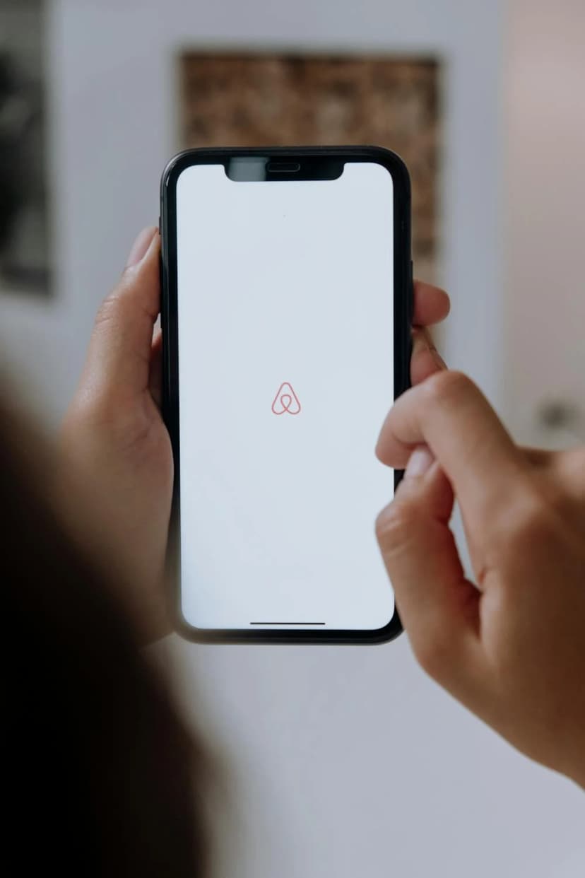Airbnb Hosts